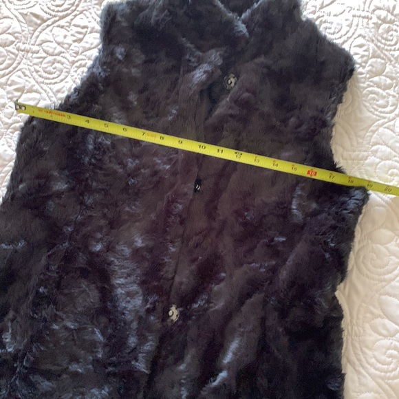 Faux fur vest NEW - Picture 11 of 13